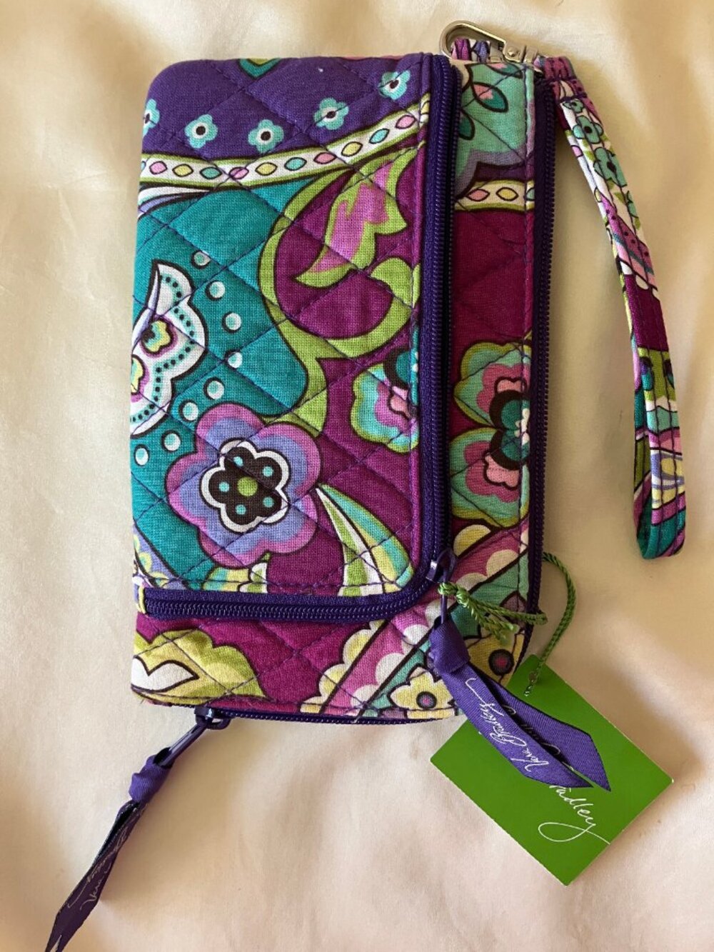 Vera Bradley Zip Zip Wristlet Heather Floral Turnlock Quilted Wallet 4x7